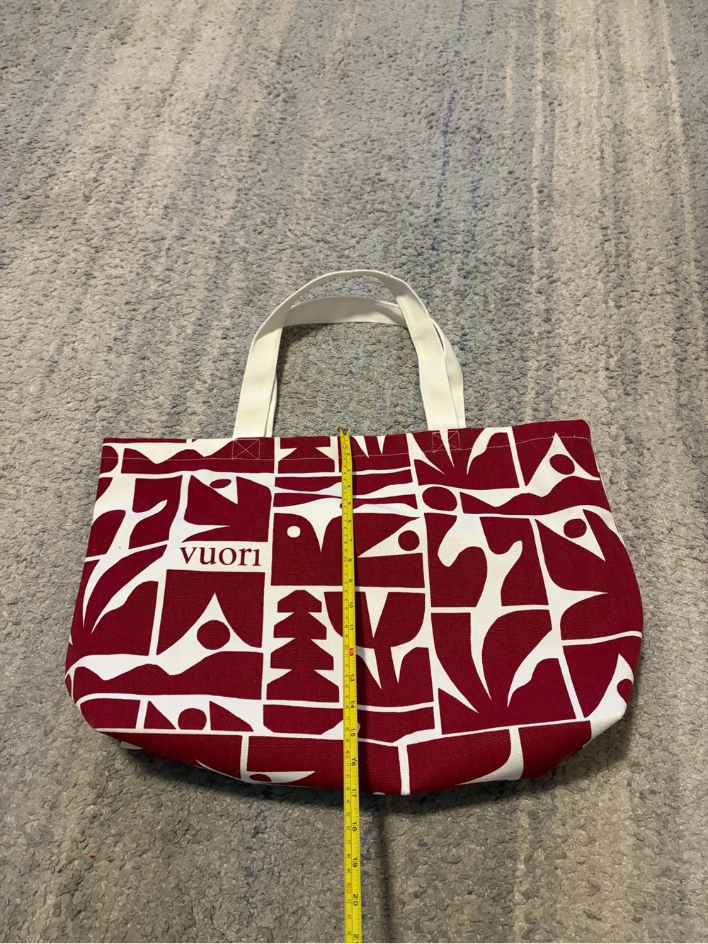 Vuori Limited Edition Holiday Graphic Canvas Tote Bag Red White Eco - Picture 3 of 6